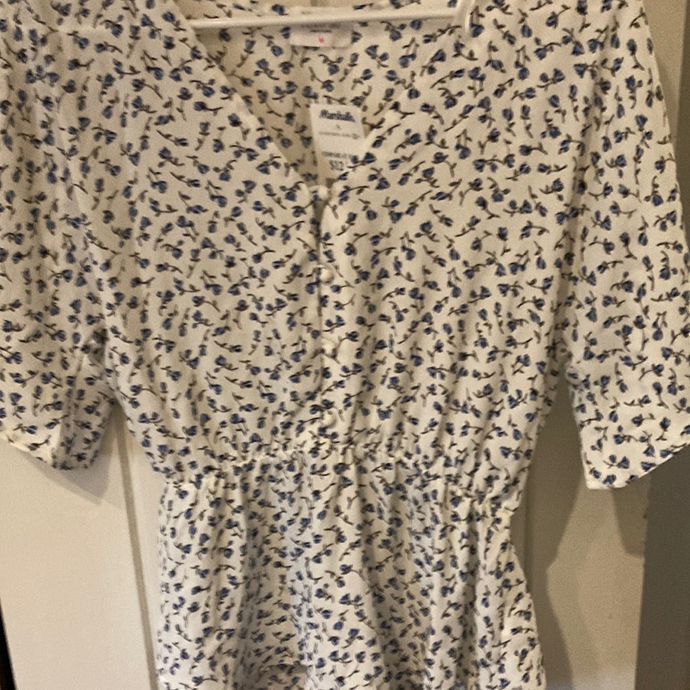 Short sleeve blouse